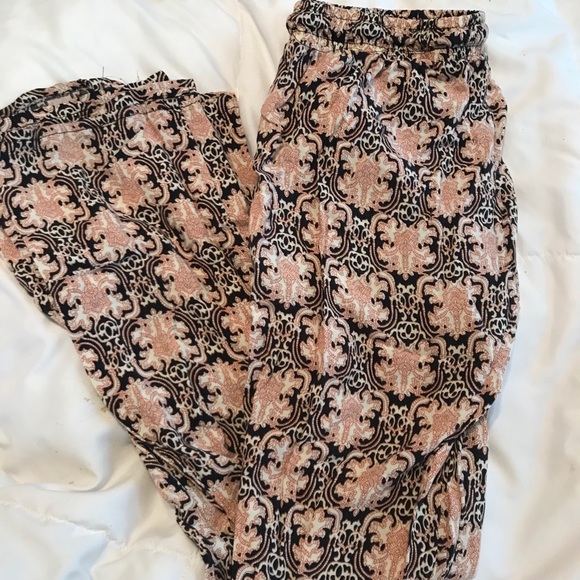 Comfy patterned pants - Picture 3 of 3